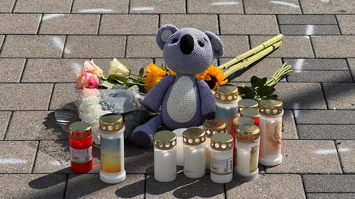 Der Zwölfjährige soll noch auf dem Parkplatz gestorben sein.