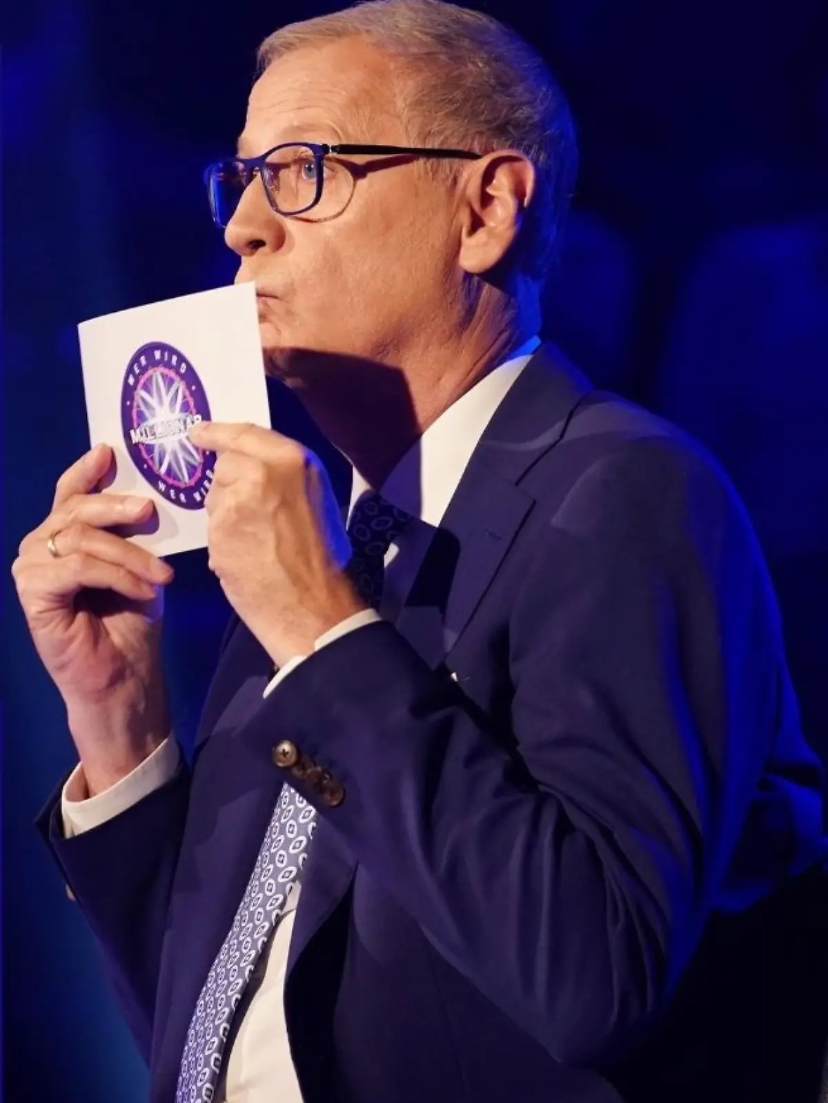 Günther Jauch mit seinen Kandidaten Sophia Schneider, Michael Reinhardt, Carolin Klinkenberg und Dominik Brust (v.l.o.n.r.u.)