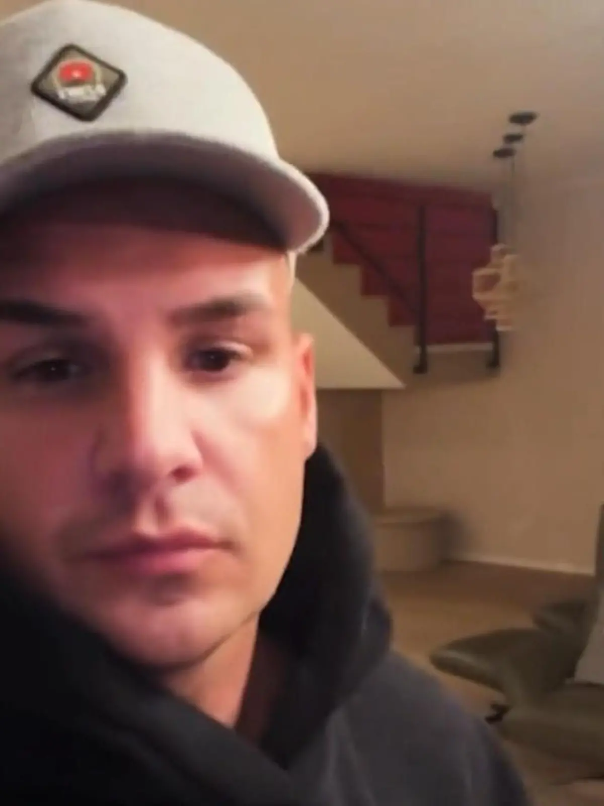 Bild zu: "„Letzte Nacht im Haus" – Pietro zieht aus gemeinsamer Wohnung aus"