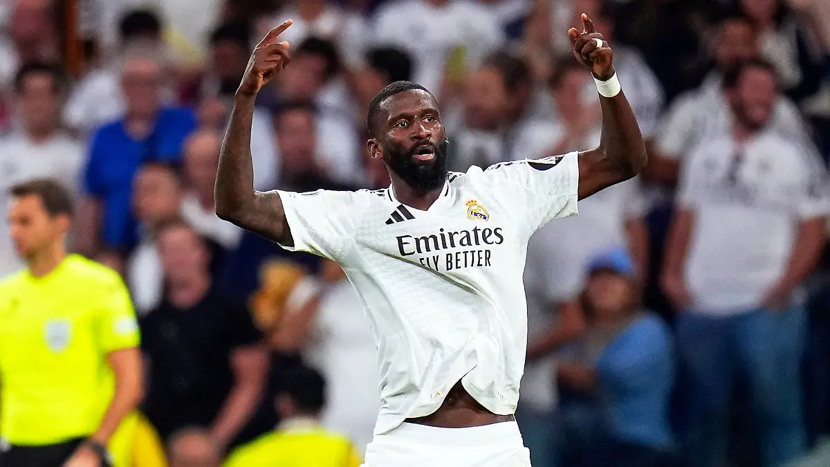 Er ist am Oberschenkel verletzt. Antonio Rüdiger