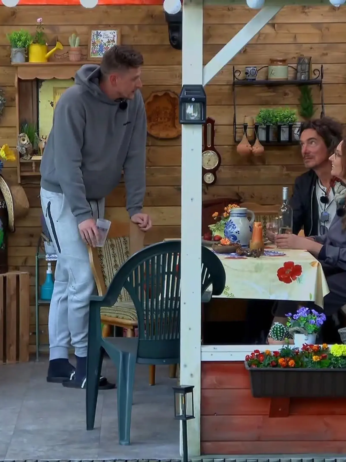 Bild zu: "Zwischen Tommy Pedroni und Hanka Rackwitz entbrennt Wein-Stress"