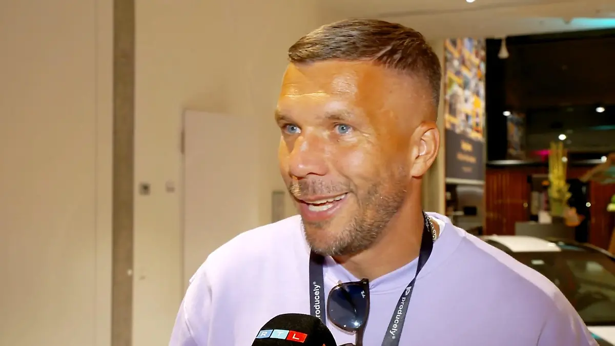 Wie aus Fußball-Poldi die Marke Lukas Podolski wurde Poldis Konto spielt jetzt Champions League