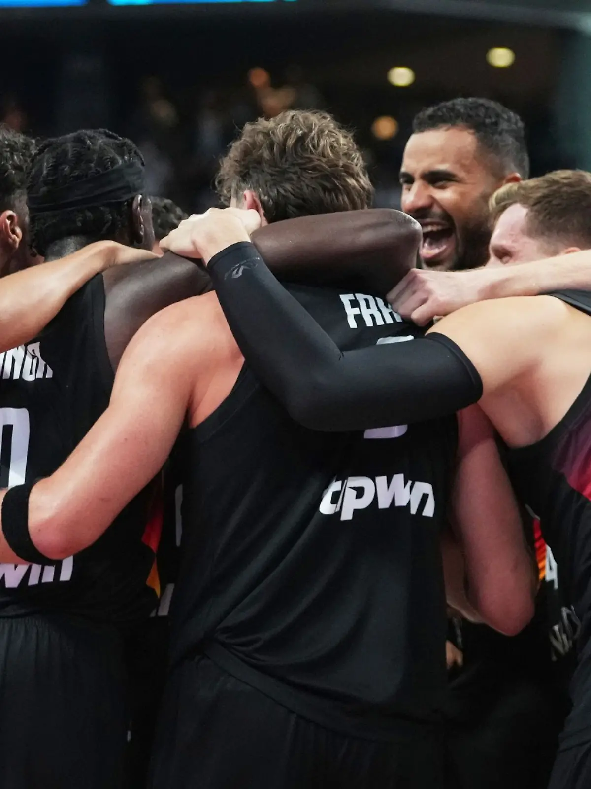 Bild zu: "Deutschland zum zweiten Mal Basketball-Europameister "