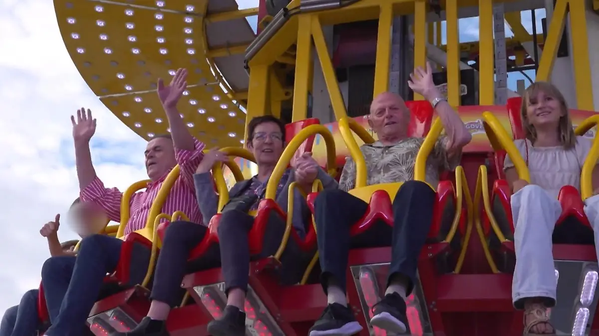 Gerhard Haake (98) erfüllt sich Lebenstraum Adrenalin statt Altersheim