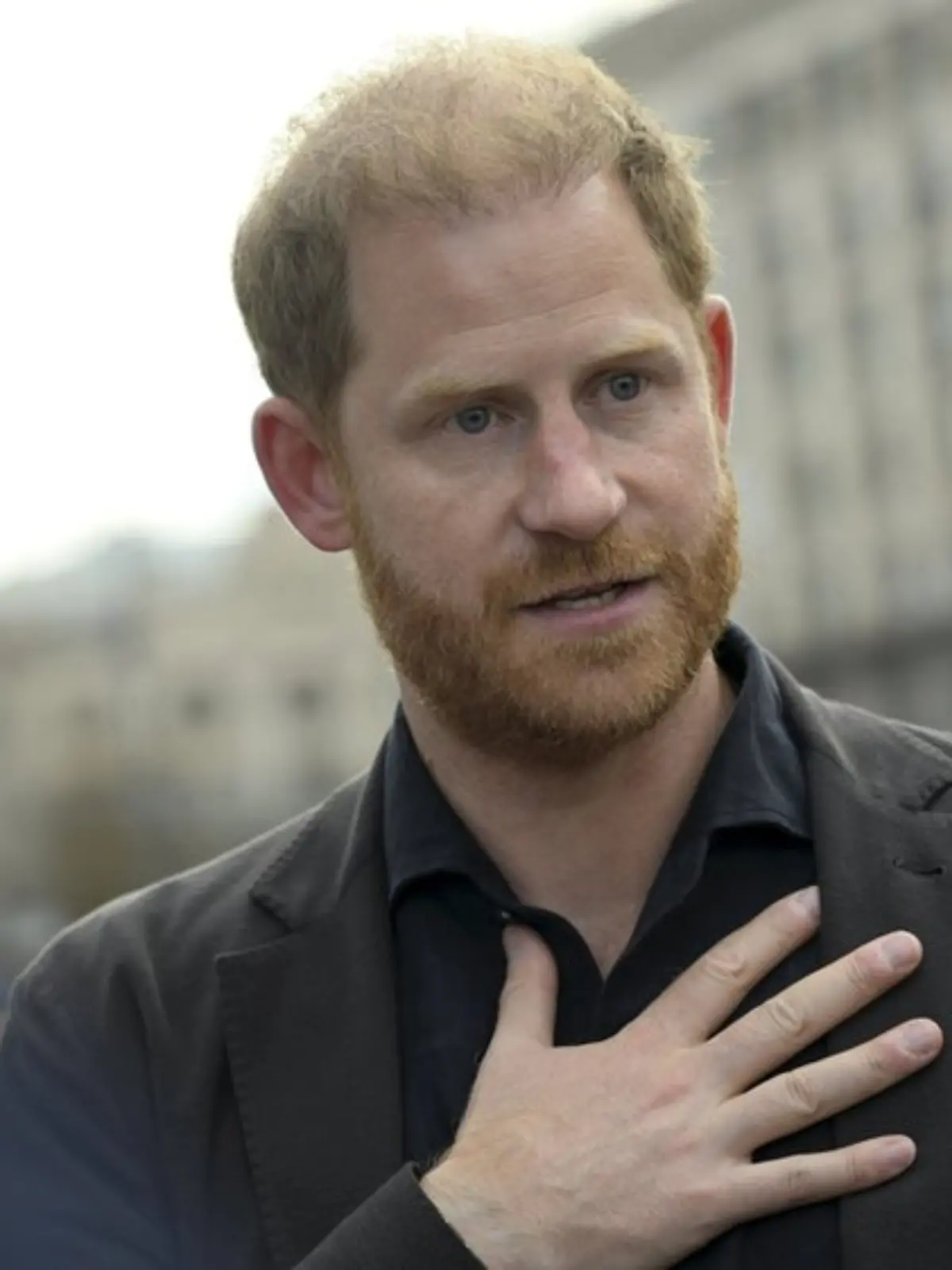 Beim Besuch in der Ukraine vergangene Woche spricht Prinz Harry auch über die Beziehung zu seiner Familie