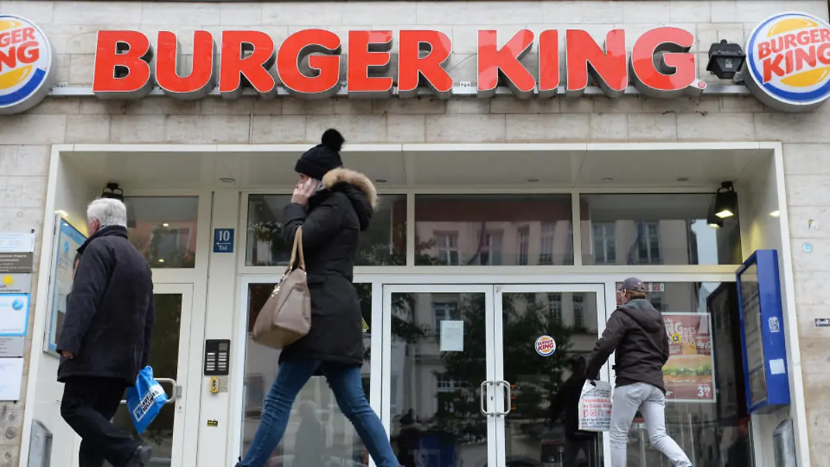 89 Schnellrestaurants mit 3000 Beschäftigten mussten im November schließen.
