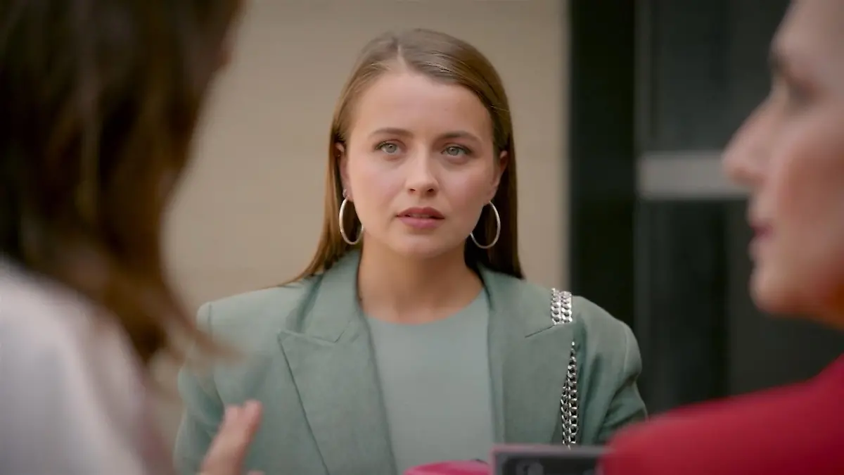 AWZ-Folge vom 29.09.25 auf RTL+: Lucie bekommt Gabriella vor die Nase gesetzt