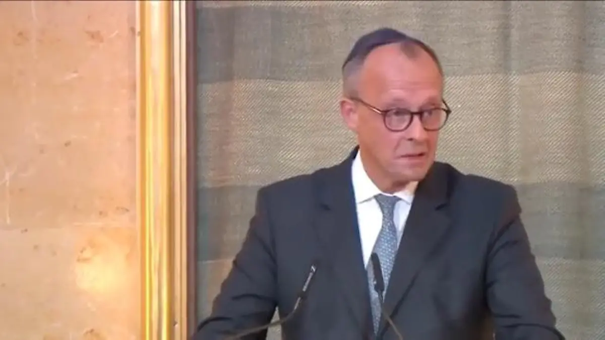 Bundeskanzler Merz weint bei Gedenkansprache Bewegende Rede bei Synagogen-Eröffnung