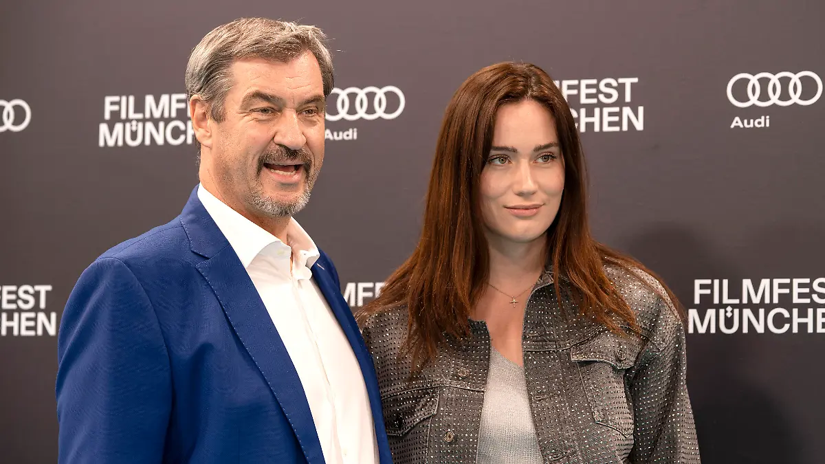 Markus Söder mit Tochter Gloria-Sophie Burkandt bei einem gemeinsamen Auftritt in München.
