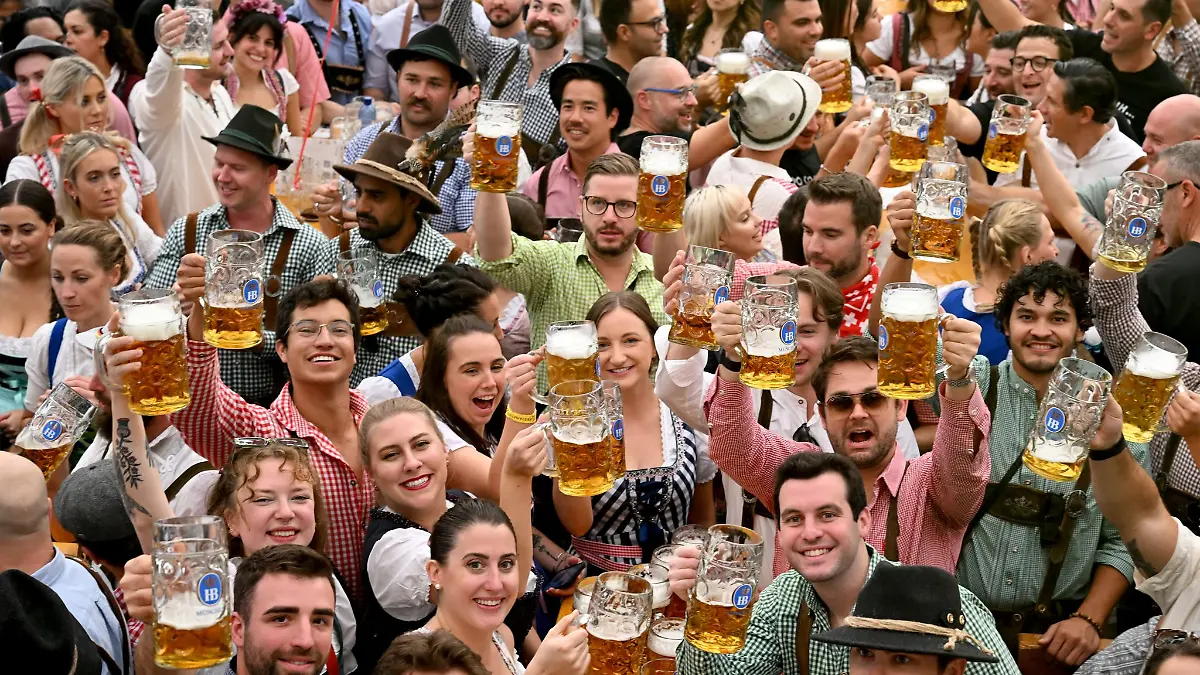 Statt-Oktoberfest-An-diese-Urlaubsorte-k-nnt-ihr-im-September-und-Oktober-g-nstig-fl-chten