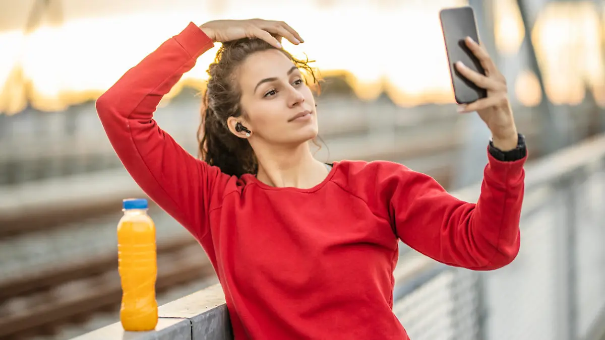 Frau macht Selfie