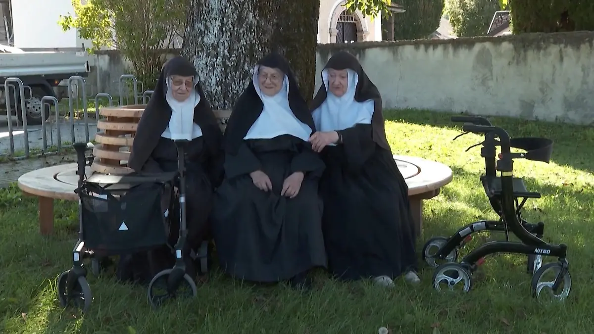 Drei Nonnen besetzen ihr Kloster Sie wurden ins Altenheim abgeschoben!