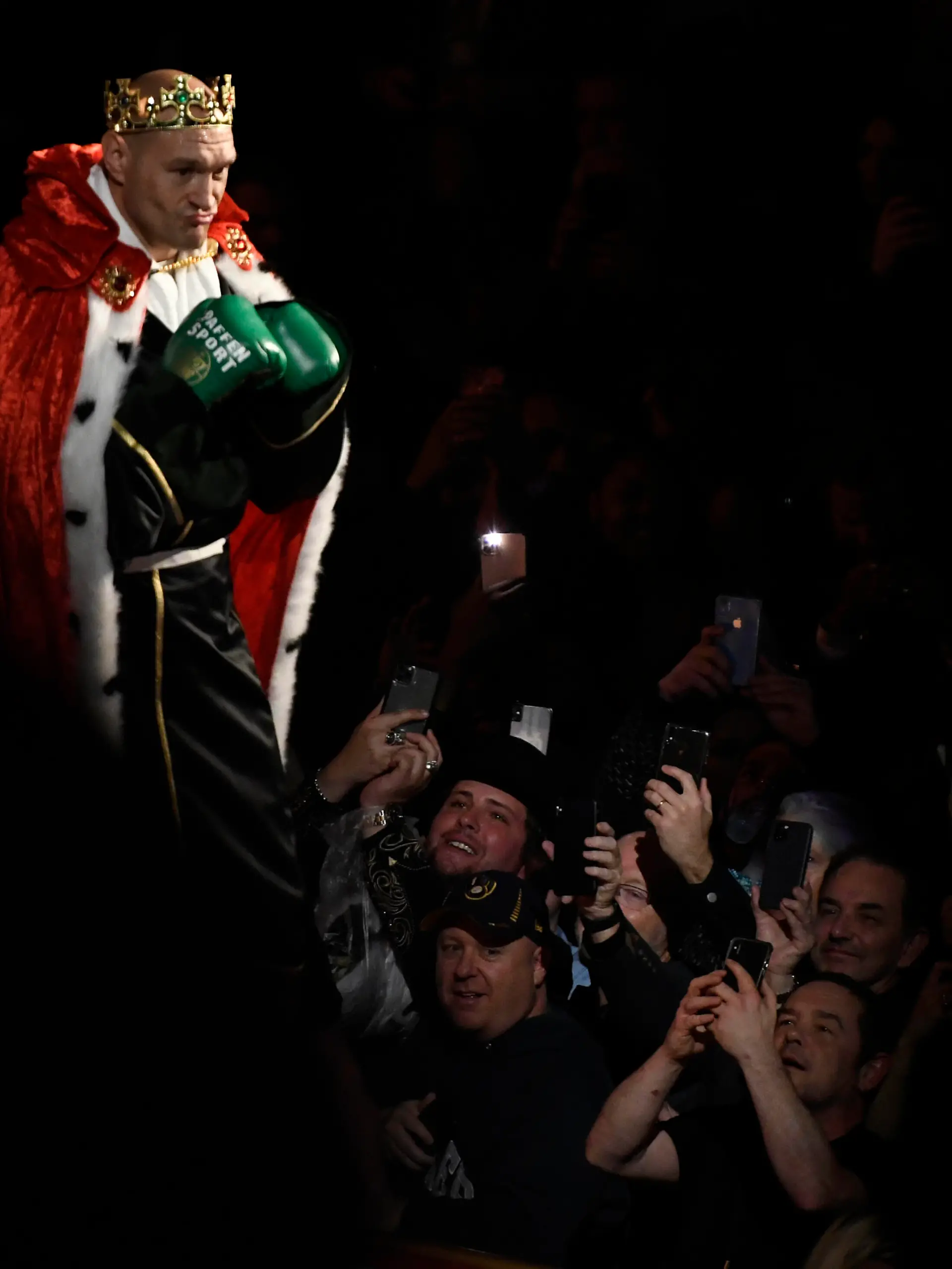 LAS VEGAS, NV - FEBRUARY 22: Tyson Fury makes his grand entrance at the MGM Grand Hotel Saturday Feb 22,2020. Tyson Fury took the win over Deontay Wilder by TKO as the fight was stop in the 7th round for the world heavyweight championship in Las Vegas, Nevada. Photo by MB Media SPO, BOX, SPO, BOX PUBLICATIONxINxGERxSUIxAUTxONLY Copyright: xMBxMediax