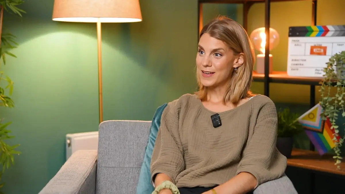 Stella zwischen Misstrauen und Loyalität „Unter uns“-Rolle in der Zwickmühle