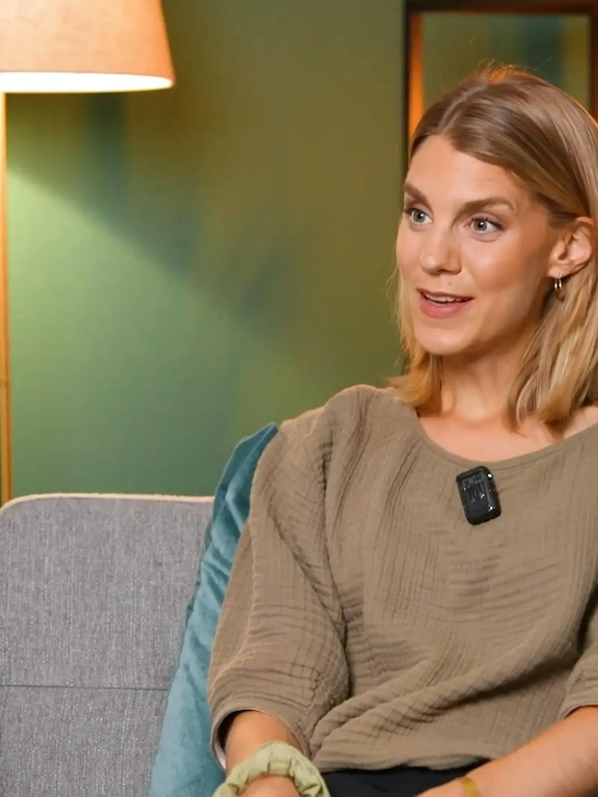 Bild zu: "Stella zwischen Misstrauen und Loyalität"