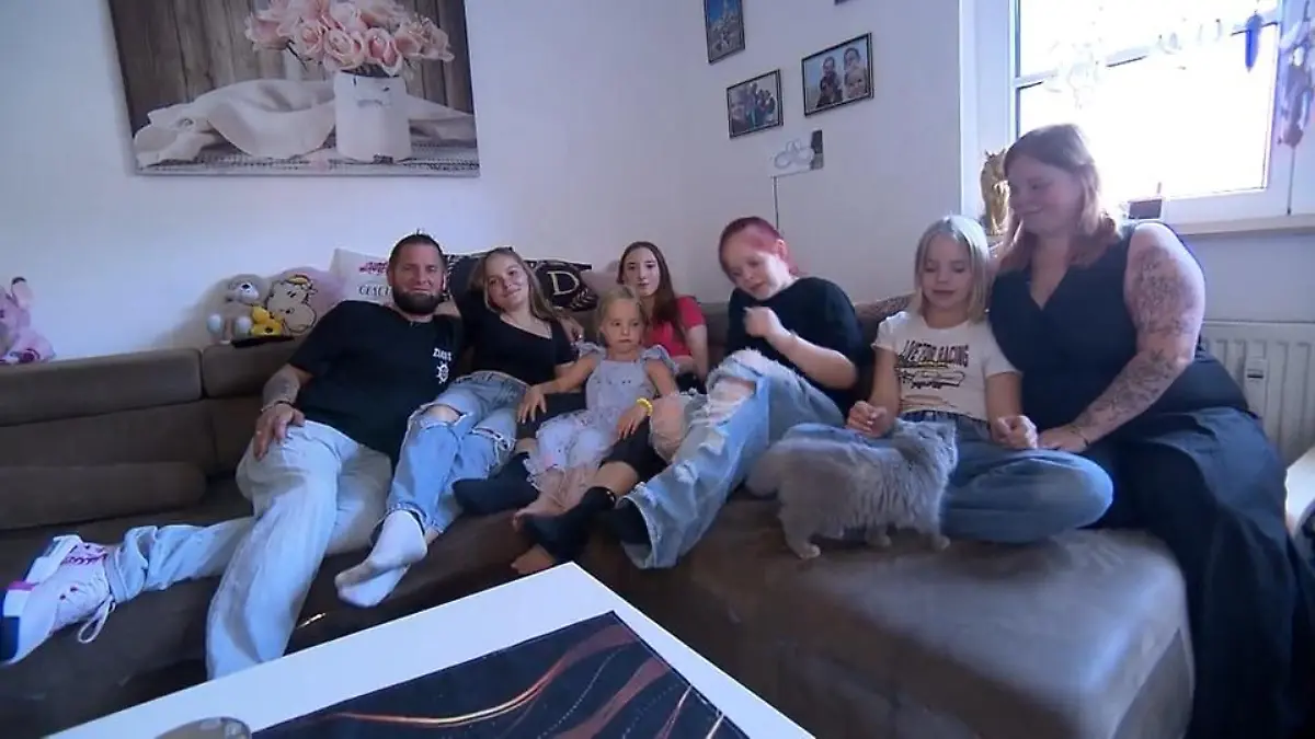 Eine besondere Familie Patchwork in der Black Pearl – Neue Kneipenpächter