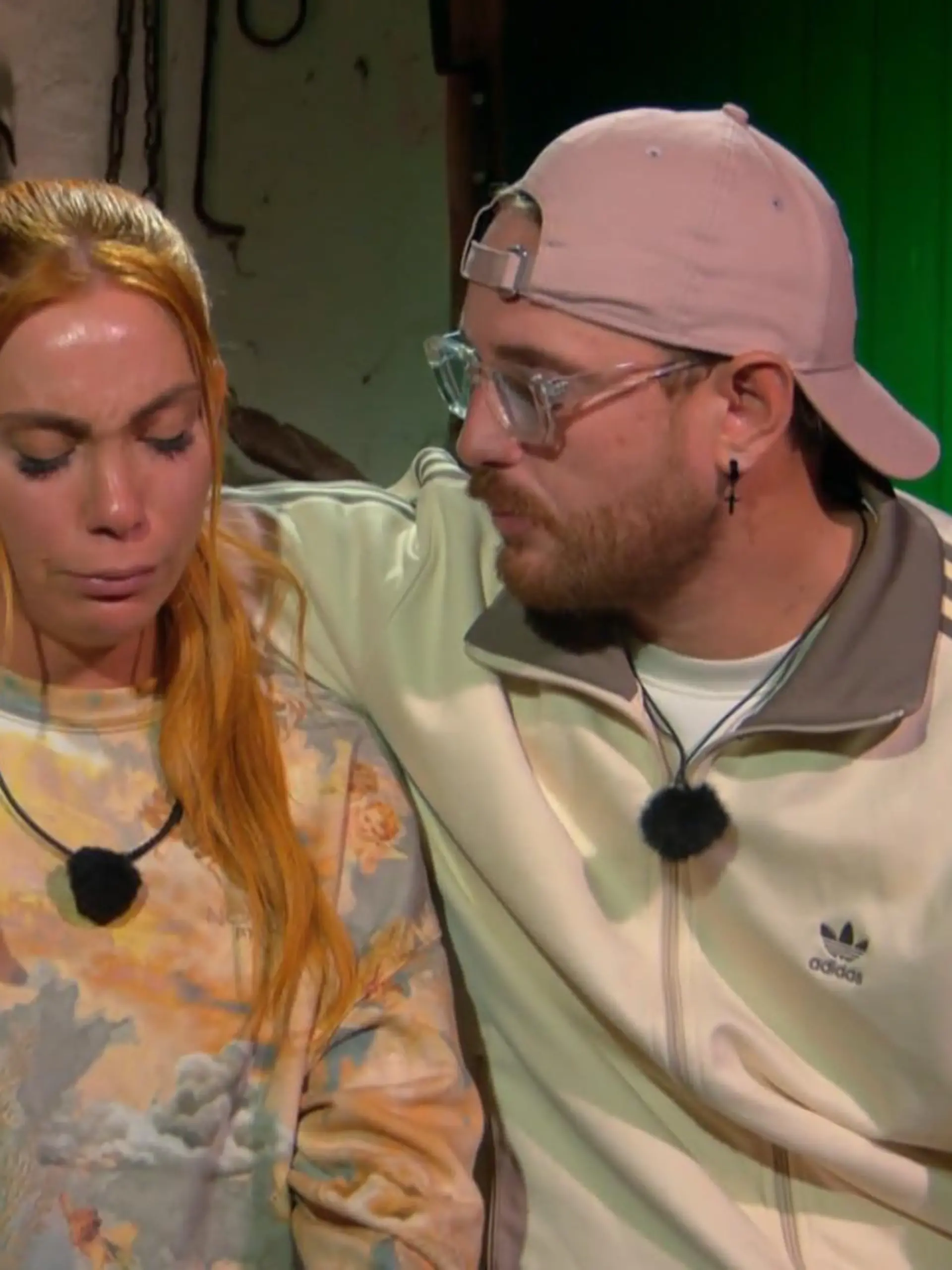 Bild zu: "Sommerhaus-Queen Tara Tabitha weint wegen Dennis Lodi"