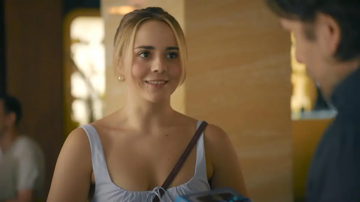 AWZ-Folge vom 30.09.25 auf RTL+: Valea ist Maximilian dankbar für seinen Einsatz für sie