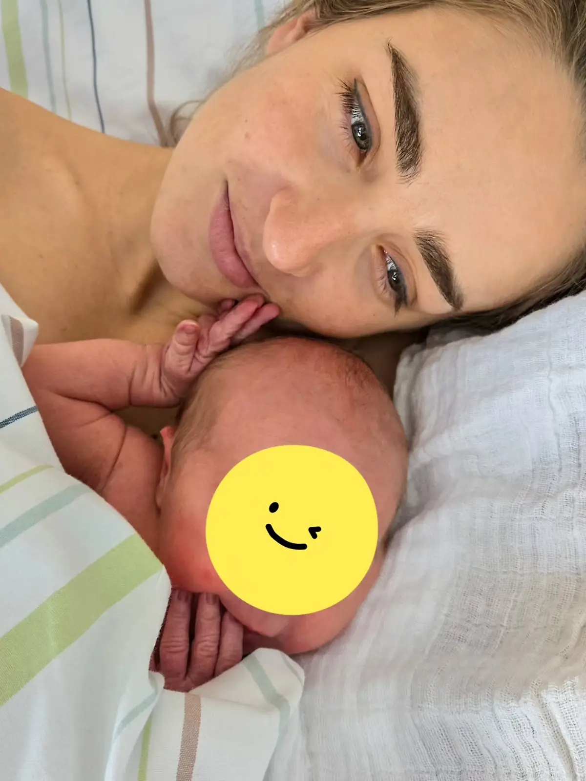 Mit diesem niedlichen Foto überrascht die Schwimmerin Elena Semechin ihre Follower.