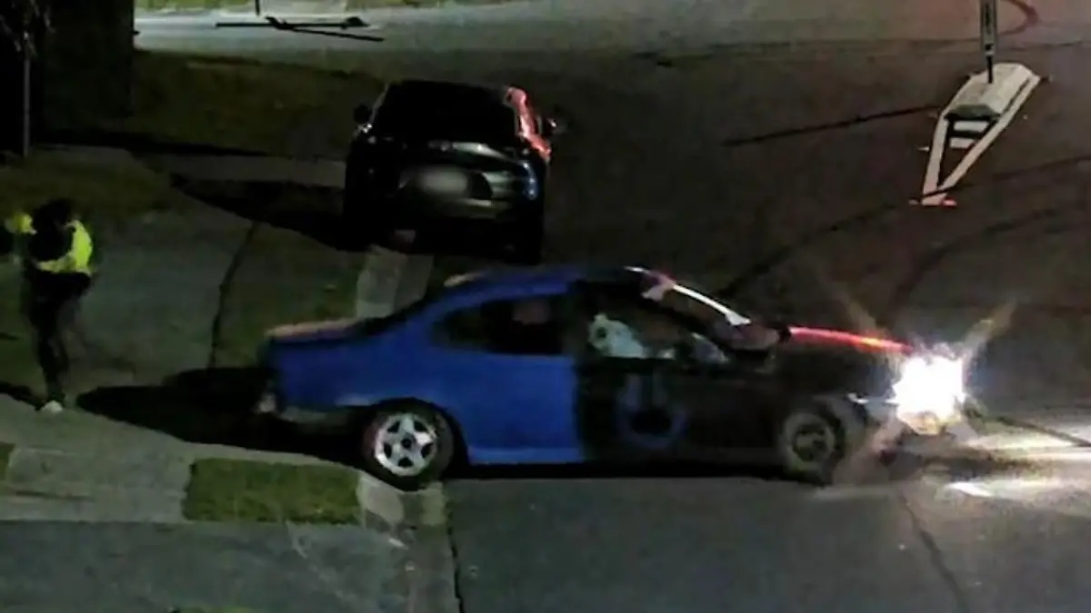 Rowdy klaut Omas Tor – Polizei jagt Smiley-Ford auf Abwegen Wenn Vorstadtidylle eskaliert