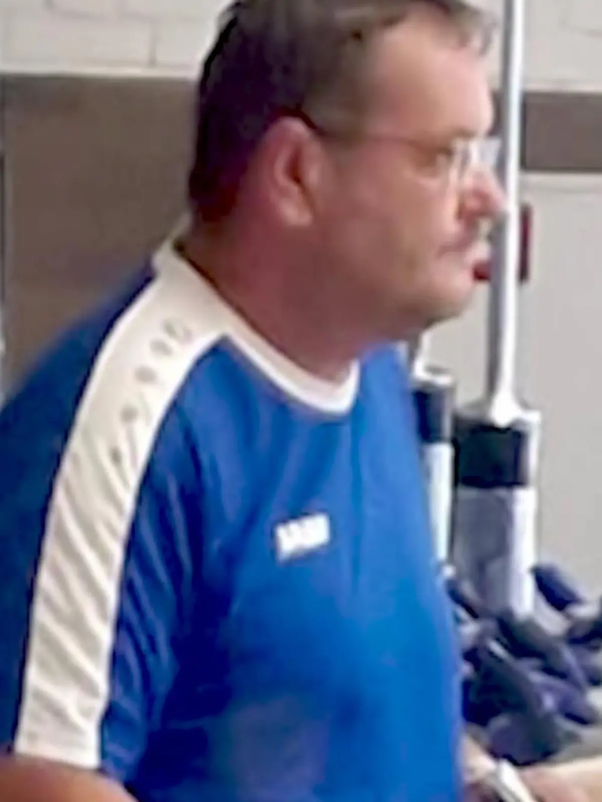 Bild zu: "Kunde lauert Kassiererin immer wieder auf"