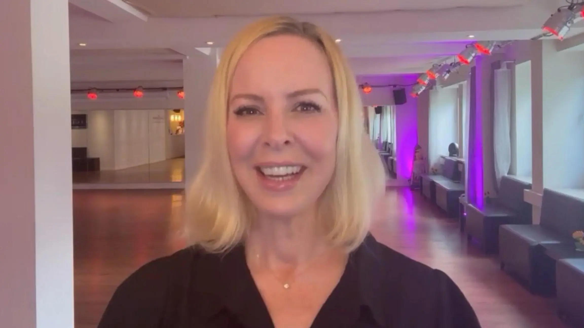 Als Ersatz-Jurorin geht Isabel Edvardsson wieder mit auf Tour Let's Dance: Wenn Motsi nicht kann, darf SIE ran!
