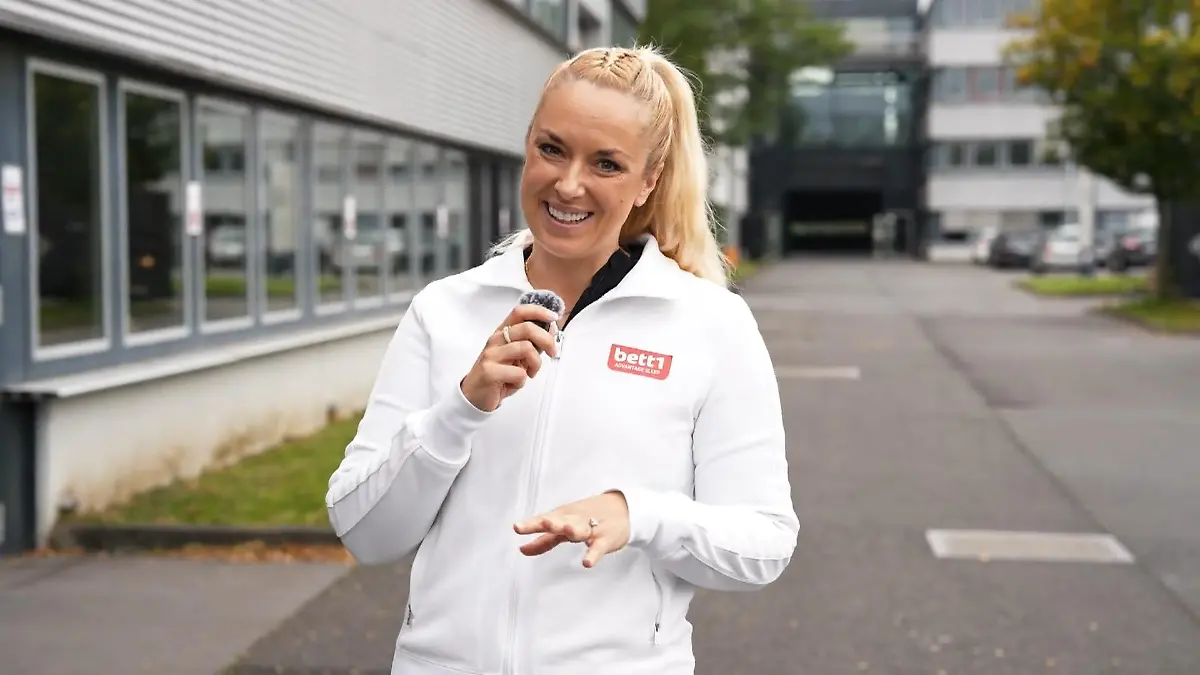 Sabine Lisicki hat einen Gastauftritt Tennis-Star zu Gast bei AWZ