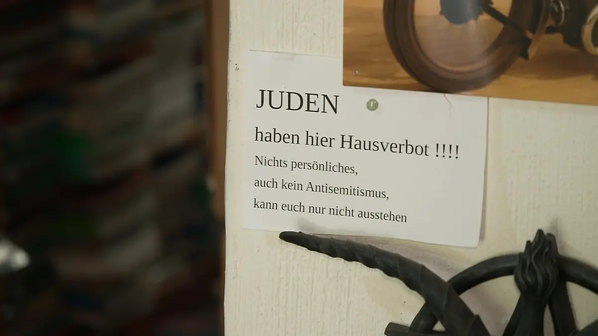 Flensburger Geschäft verweigert Juden den Zutritt Hausverbot für Juden!
