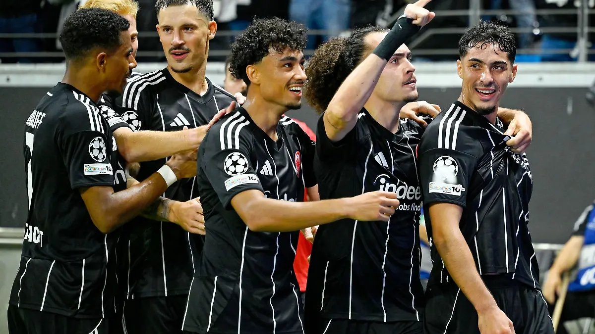 Die Spieler von Eintracht Frankfurt hatten zum Champions-League-Auftakt viel Grund zum Jubel.