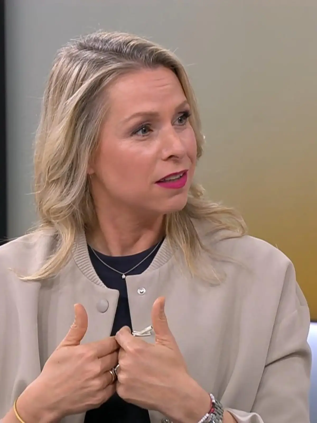 Bild zu: "So trennt ihr euch von einem Narzissten"