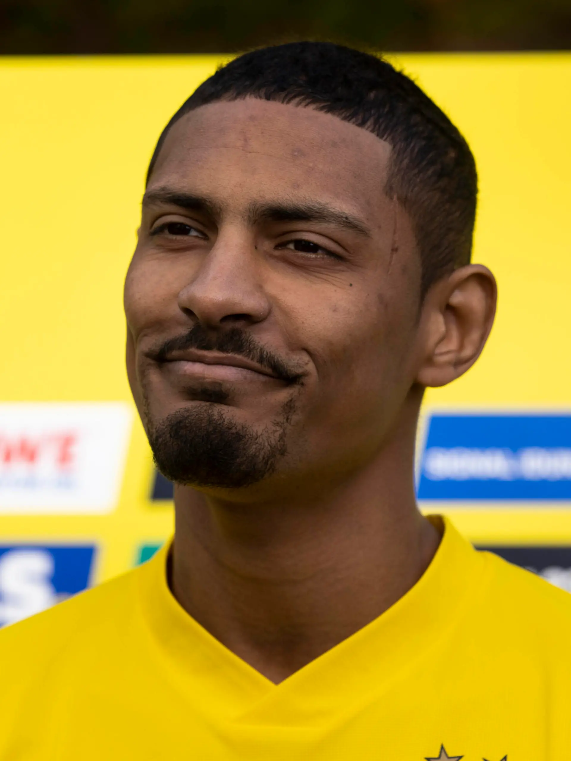 Fußball: Trainingslager von Borussia Dortmund am 09.01.2023 in Marbella Spanien. Sebastien Haller stellt sich in der Medienrunde den Fragen der Journalisten *** Soccer training camp of Borussia Dortmund on 09 01 2023 in Marbella Spain Sebastien Haller faces the questions of the journalists in the media round Copyright: xKirchner/MarcoxSteinbrennerx