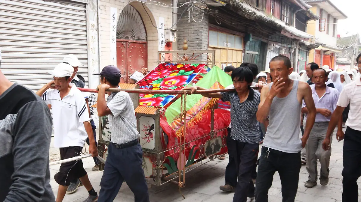 Beerdigung -Trauerfeier / der Bai in Xizhou/ Dali (chinesisch å_ßçÜå_ Dali Shi) ist die Hauptstadt des Autonomen Bezirks Dali / China Sightseeing , People's Republic of China