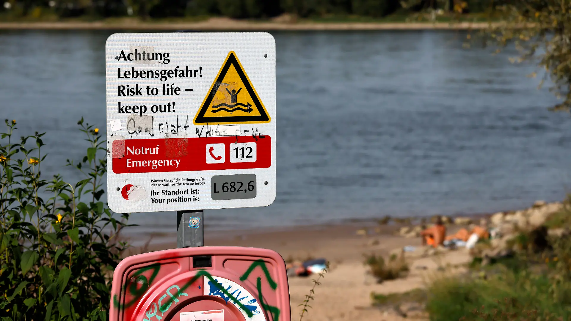 Stadt Köln informiert über Badeverbot im Rhein