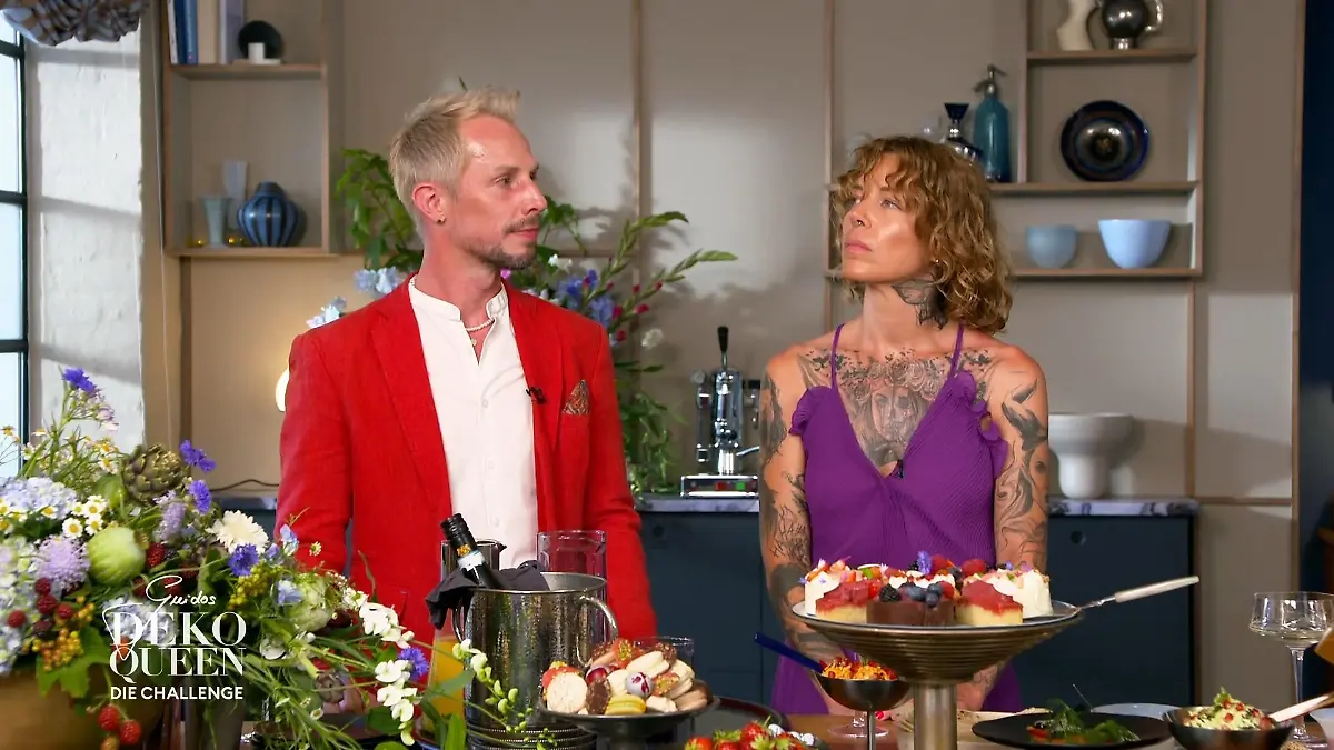 Daniel holt die Höchstpunktzahl 10 Punkte für das Wohnzimmer