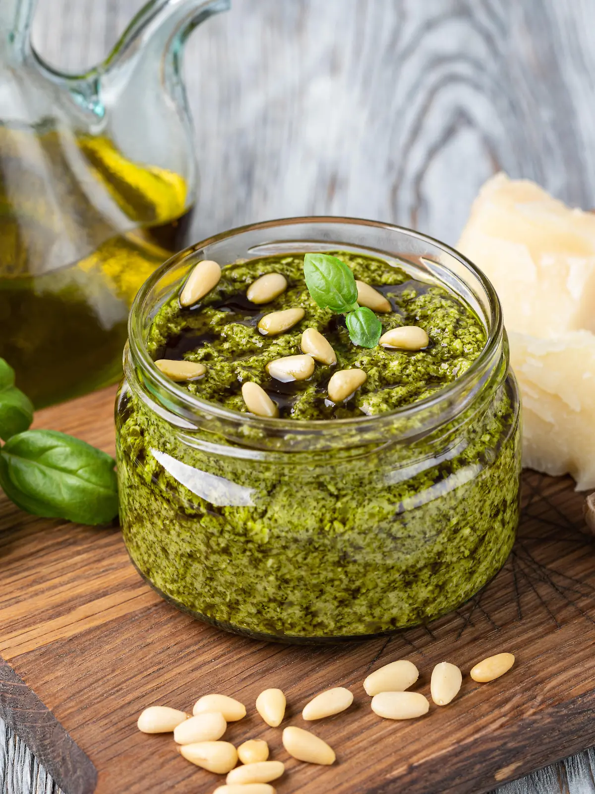 Grünes Pesto