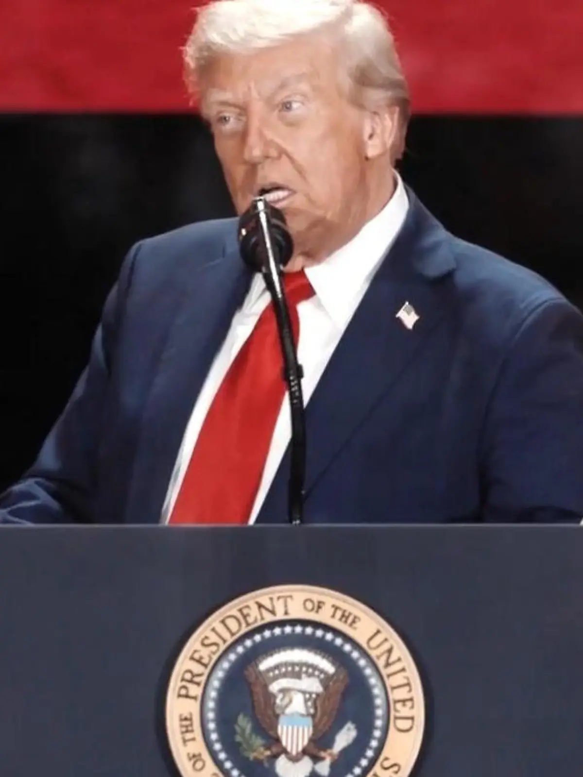 Bild zu: "Trump nutzt Kirk-Trauerfeier für bizarre Autismus-Behauptungen – Forscher schlagen Alarm"