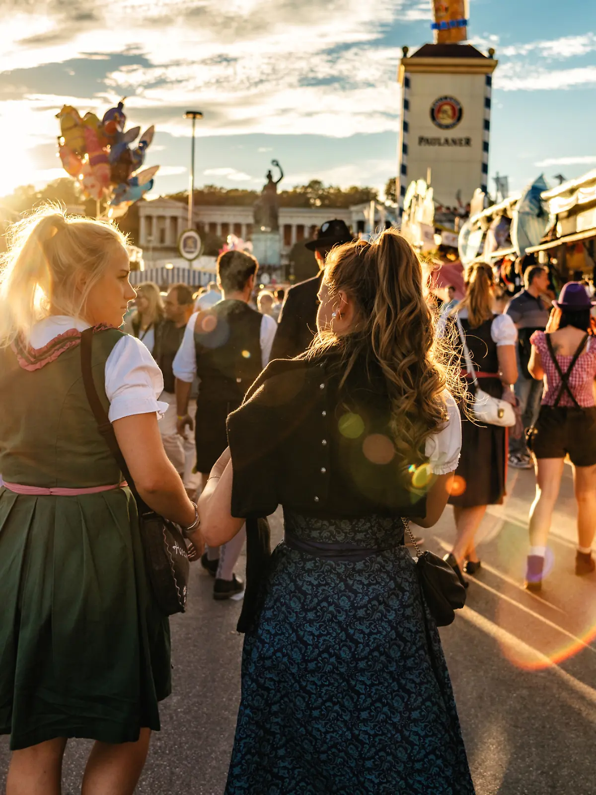 Bild zu: "Wie schützt das Oktoberfest Frauen vor sexueller Gewalt?"