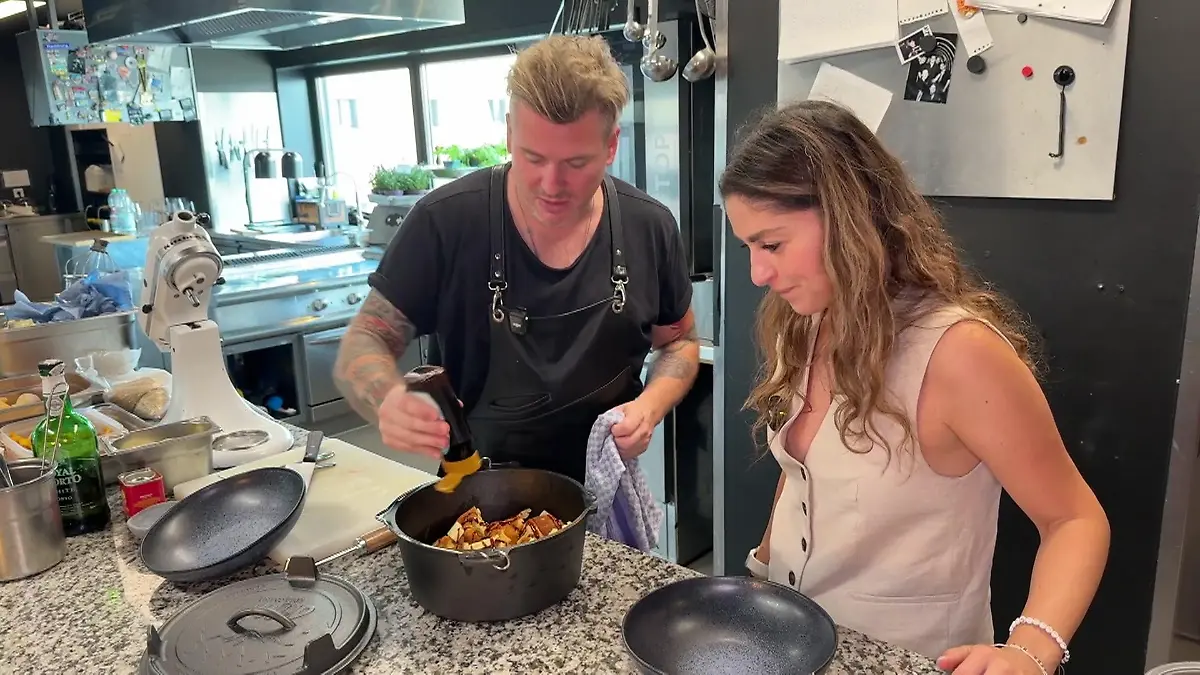 Sternekoch Daniel Gottschlich zaubert zwei schnelle Gerichte Dutch Oven im Praxistest