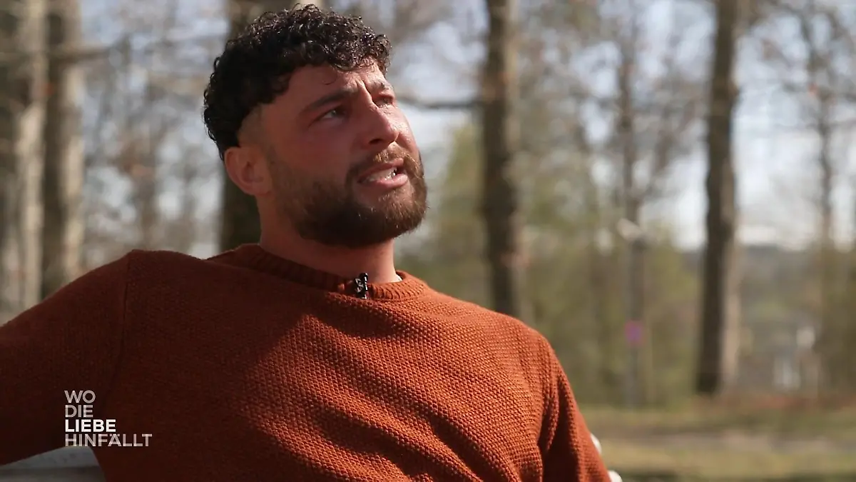 Umut leidet unter der Trennung Liebe auf Distanz