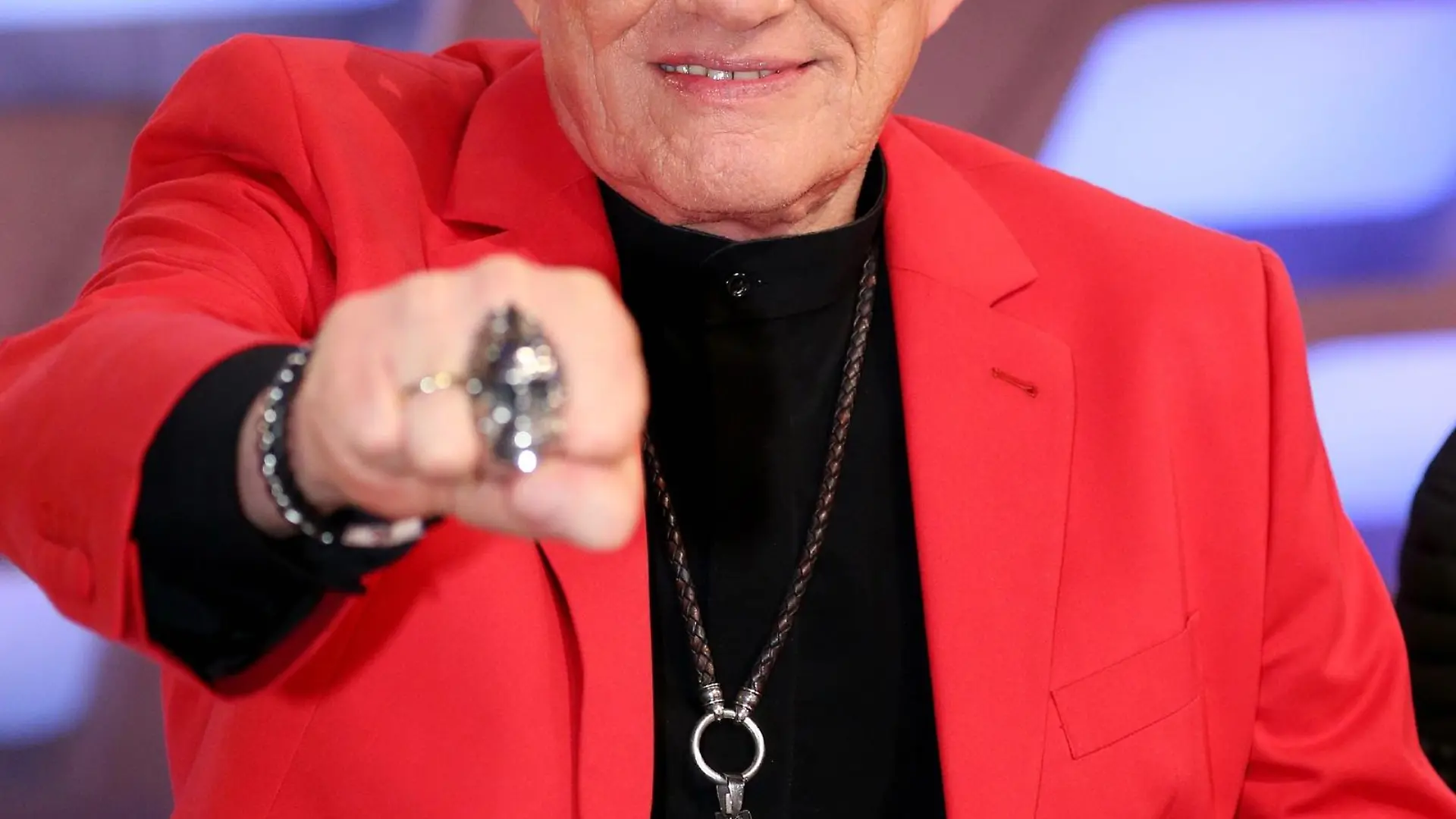 Heino ist neues DSDS - Jurymitglied. Verwendung der Bilder für Online-Medien ausschließlich mit folgender Verlinkung:'Alle Infos zu 'Deutschland sucht den Superstar' im Special bei RTL.de: www.rtl.de/cms/sendungen/superstar.html