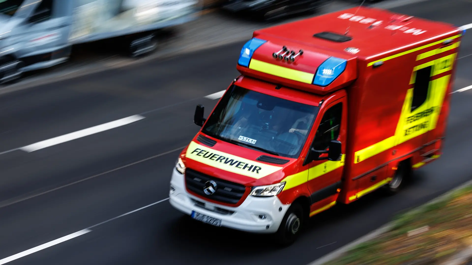 Rettungswagen der Feuerwehr in München 