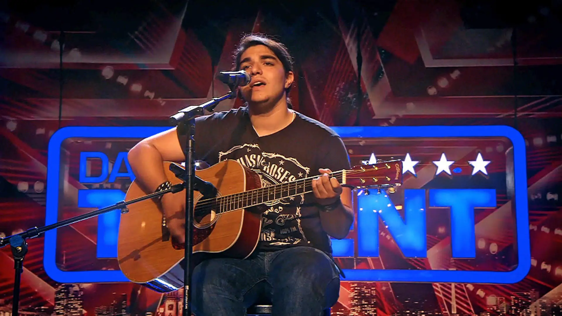 Davor berührt die Jury mit "Wicked Game" Das Supertalent 2014: Show 9