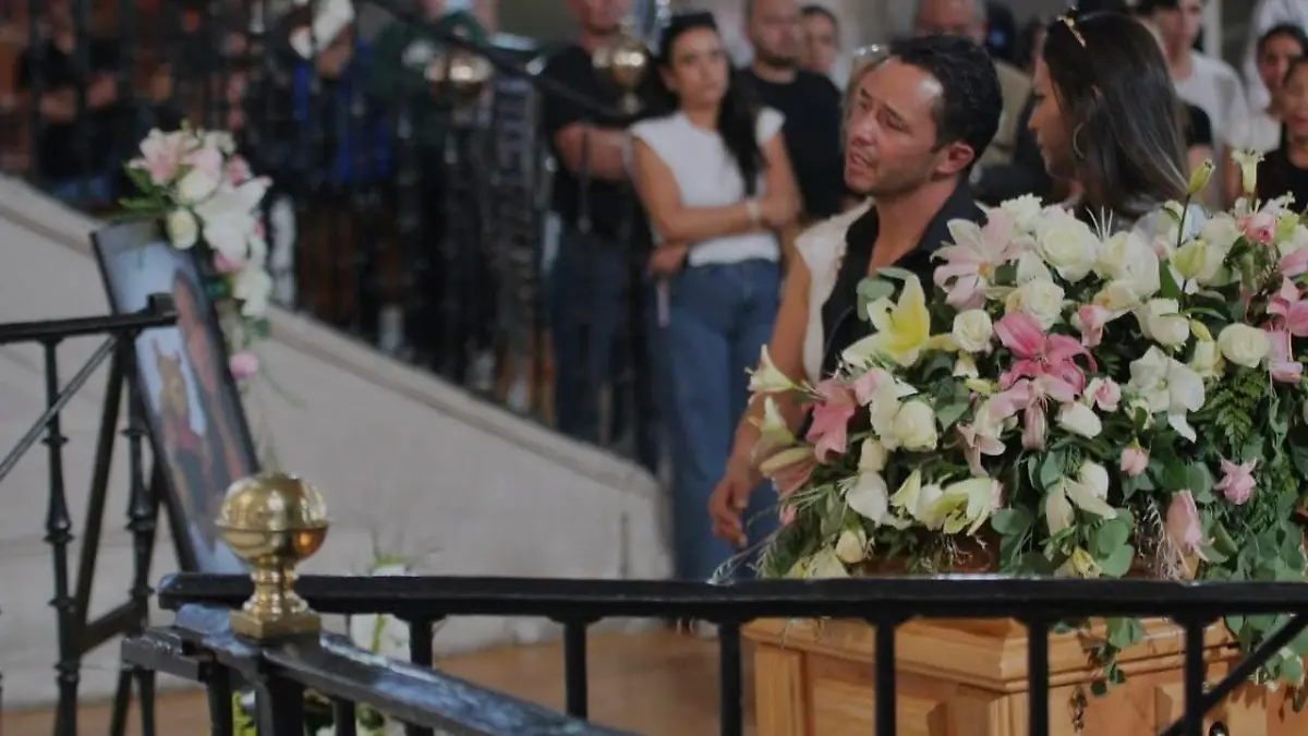 Carlos Arellano trauert um tote Tochter (14) 