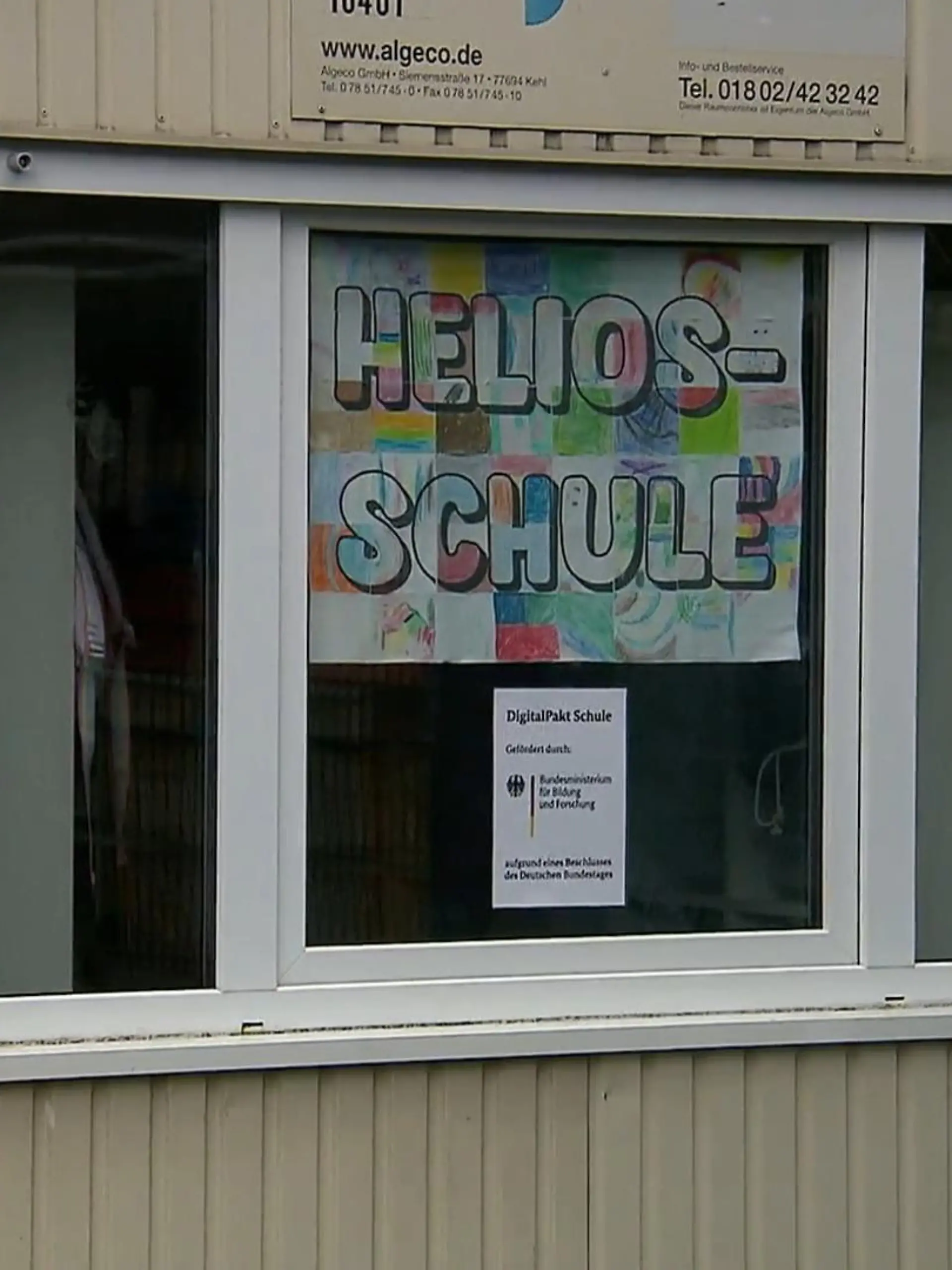 Bild zu: "Schulumzug in Köln wieder verschoben"