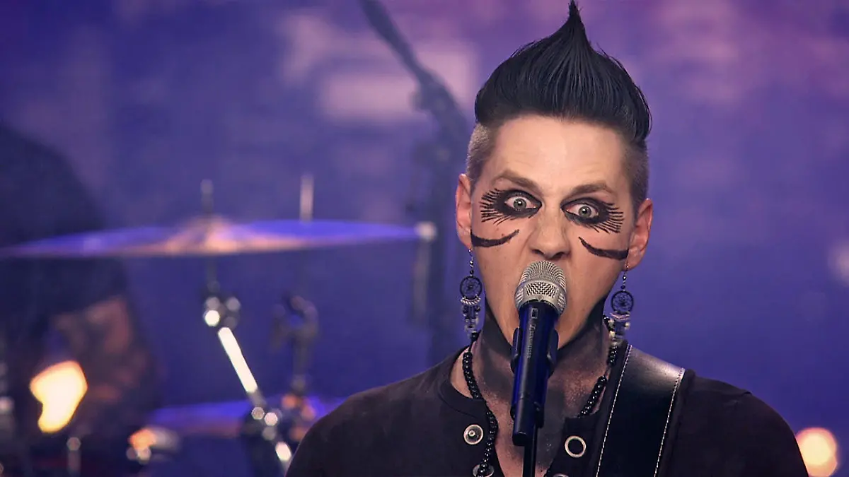 Bei Insane Ly Smart reißt Dieter der Geduldsfaden Das Supertalent 2014: Show 9