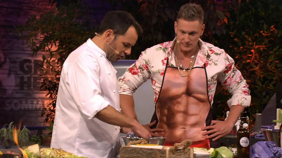 Calvin kämpft mit der Kräuterbutter Steffen eilt zur Hilfe