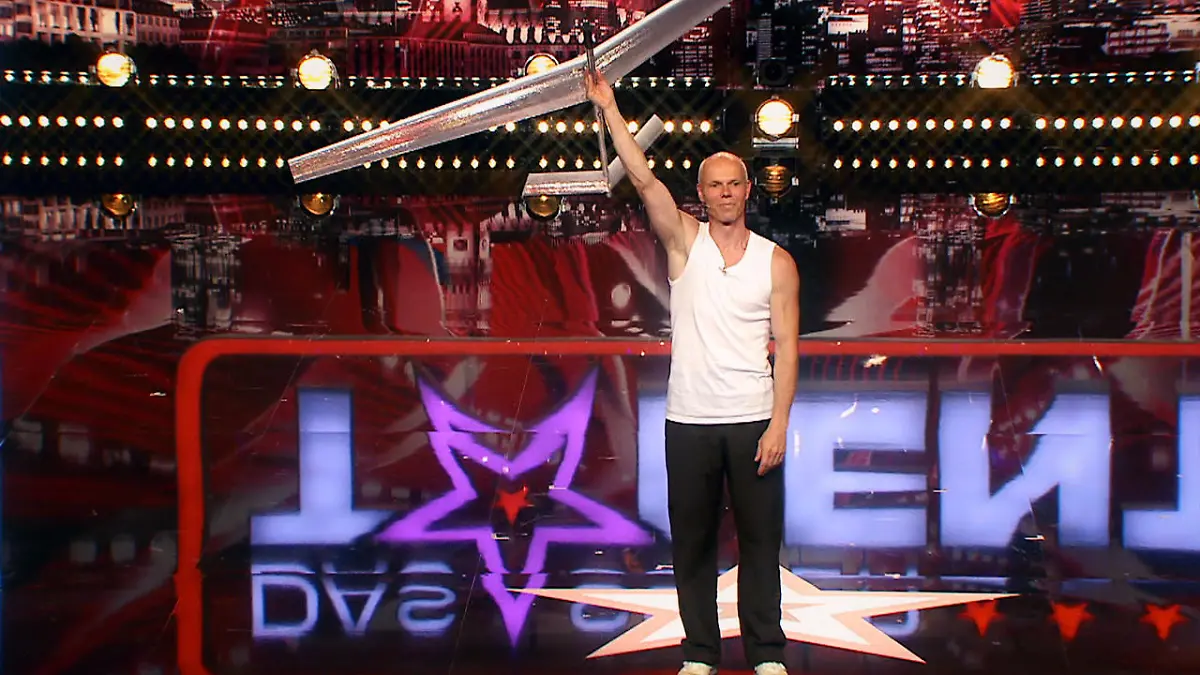 Vier Mal "Nein" für den Vogelmann Thomas Das Supertalent 2014: Show 9