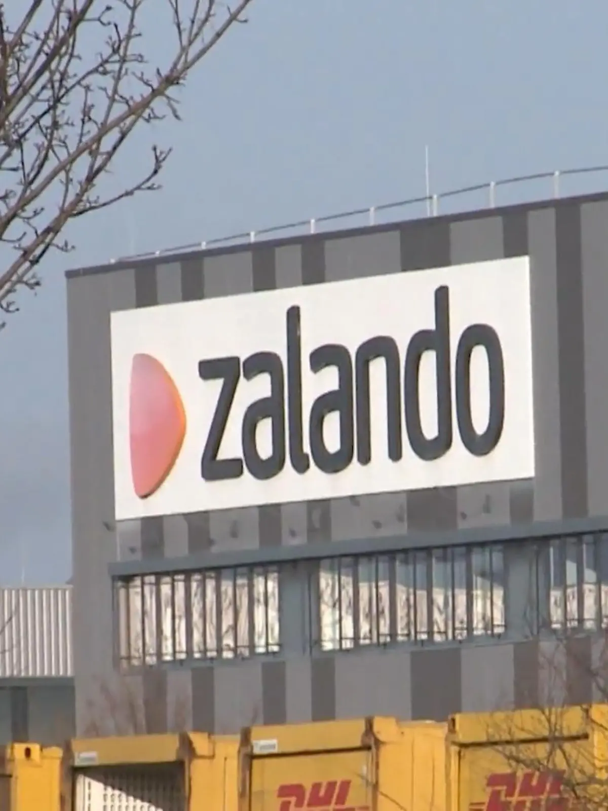 Bild zu: "Zalando bestraft Kunden mit Kontosperrung! Was steckt dahinter?"