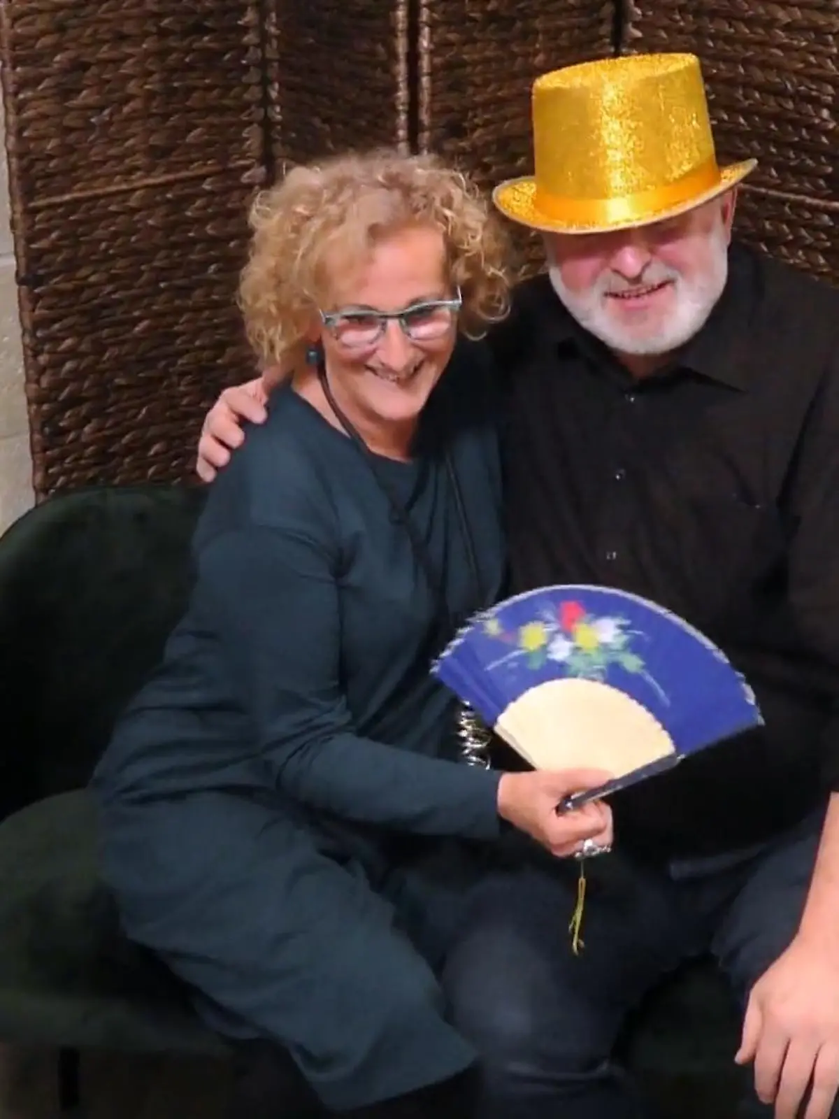Bild zu: "Heike ist gefesselt von Thomas Aura"