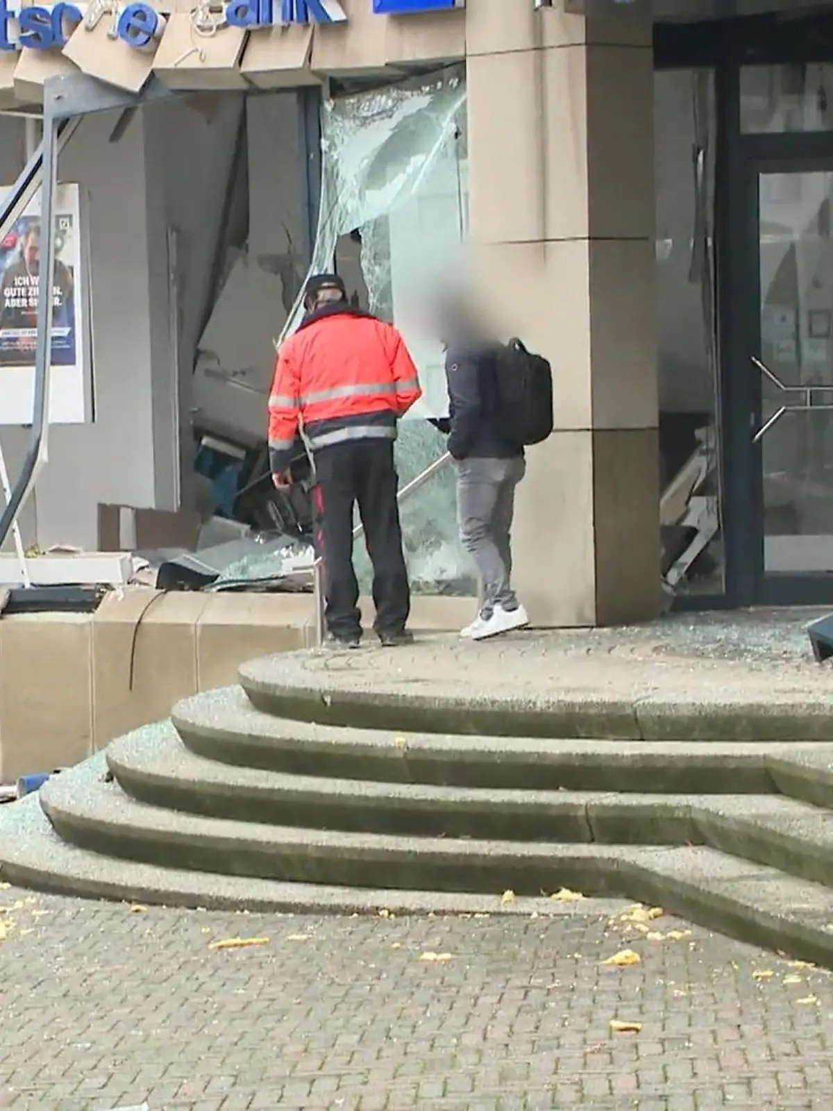 Bild zu: "Prozessauftakt gegen vier Geldautomatensprenger"
